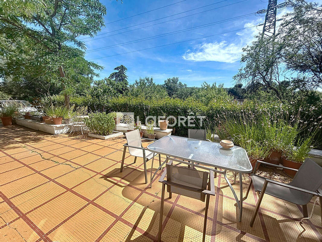 Maison à SAINT-VICTORET