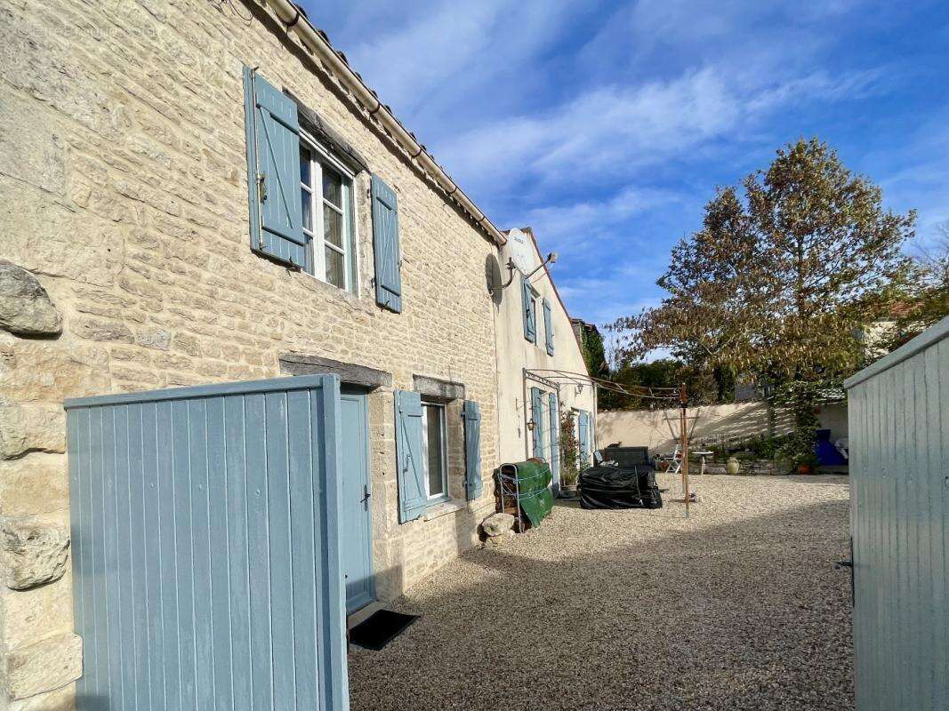 Maison à BRESDON
