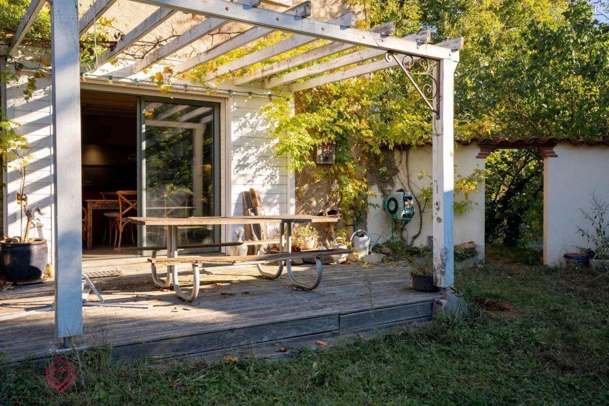 Maison à LABRUGUIERE