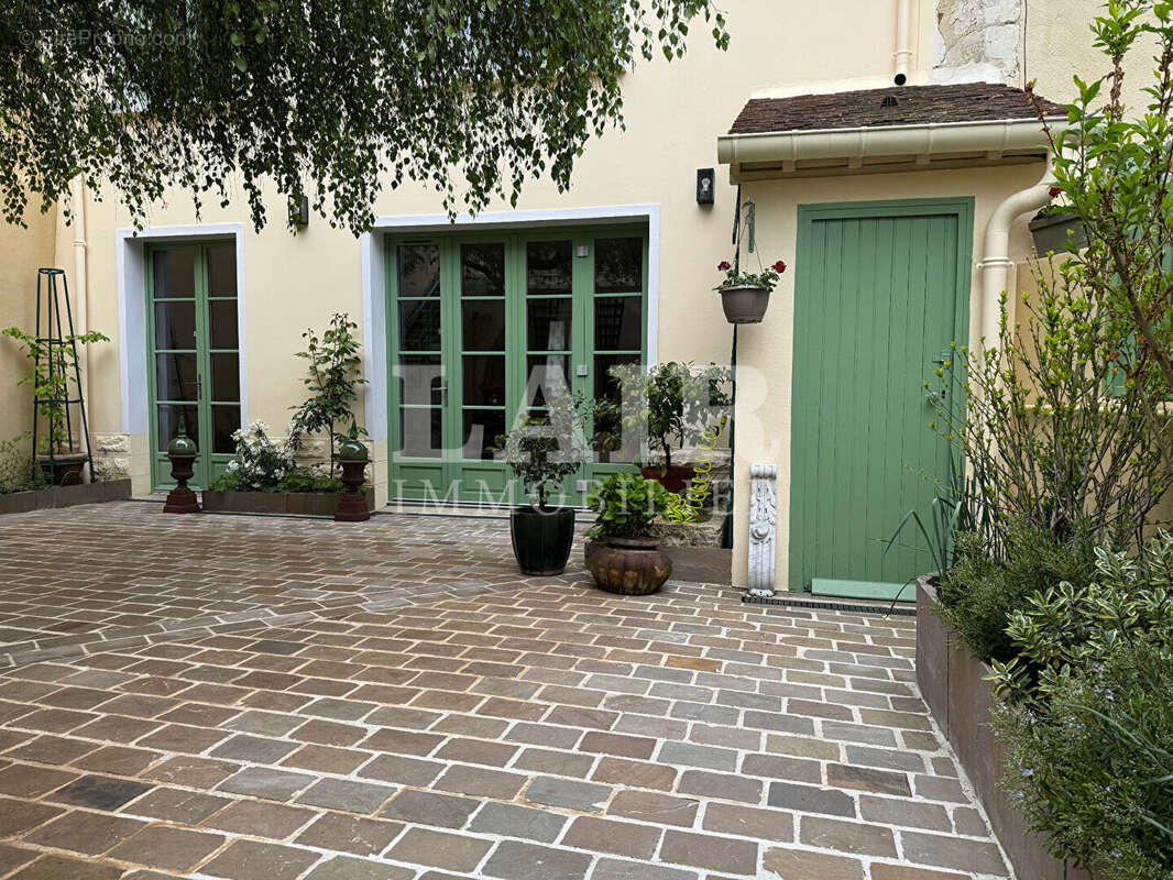 Maison à MORTAGNE-AU-PERCHE