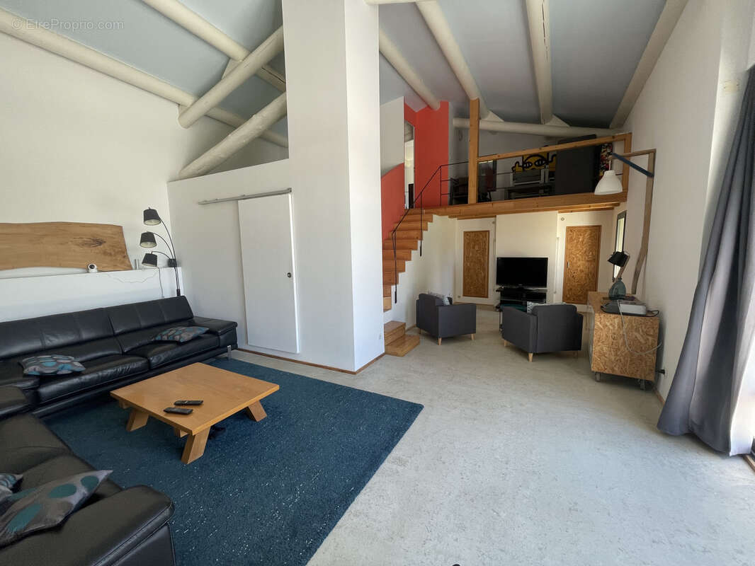 Maison à MALAUCENE