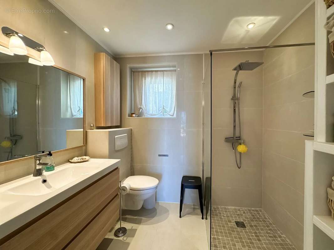 Appartement à VILLEFRANCHE-SUR-MER