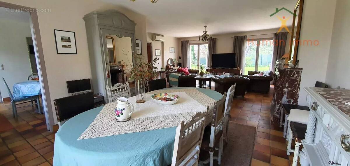 Maison à VERRIERES-LE-BUISSON