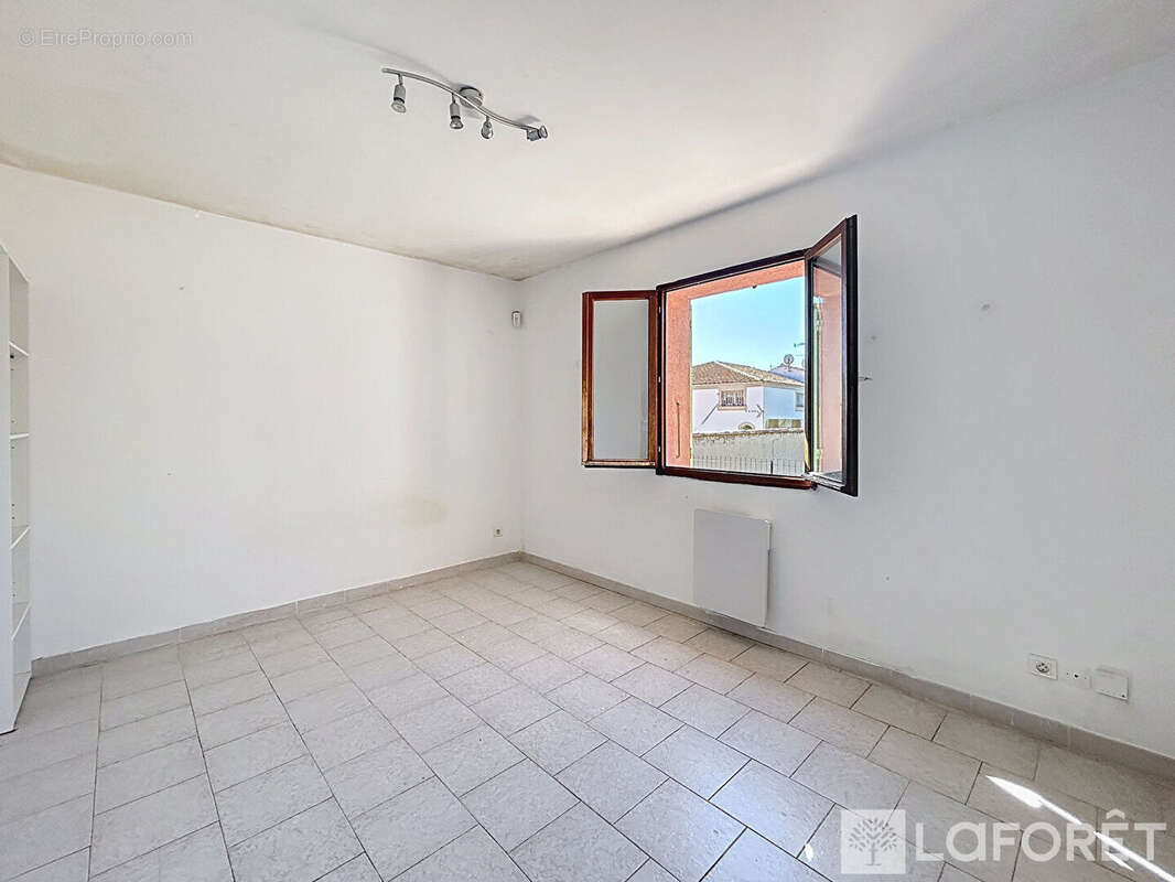 Maison CARRO 4 pièce(s) 82 m2 - photo 8