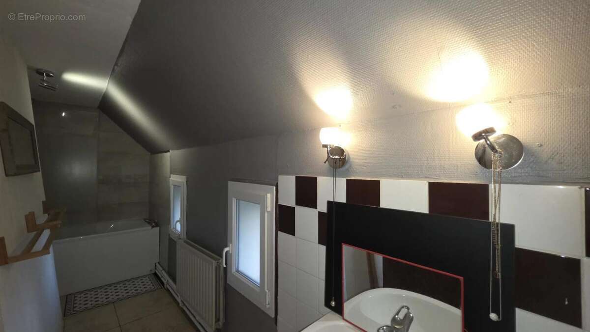 Maison à FRANCASTEL