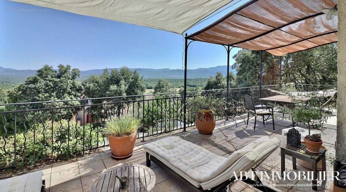 Maison à SAINT-MAXIMIN-LA-SAINTE-BAUME