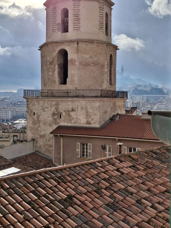 Appartement à MARSEILLE-2E