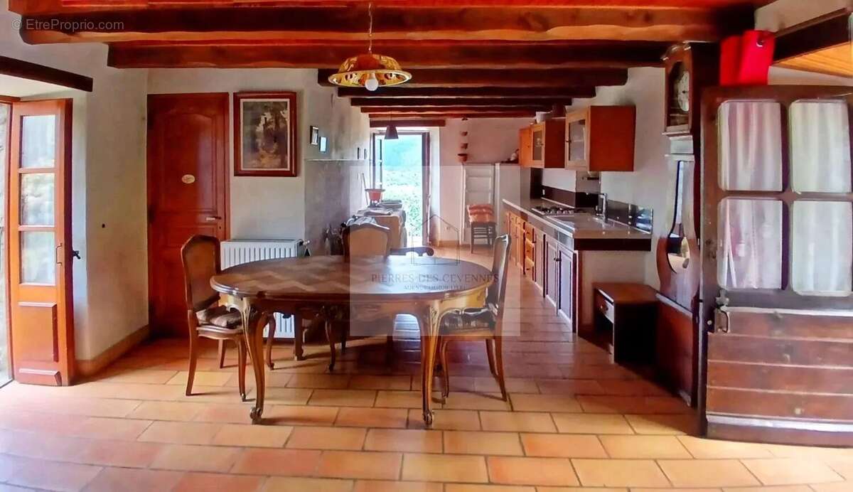 Maison à SAINT-ANDRE-DE-LANCIZE