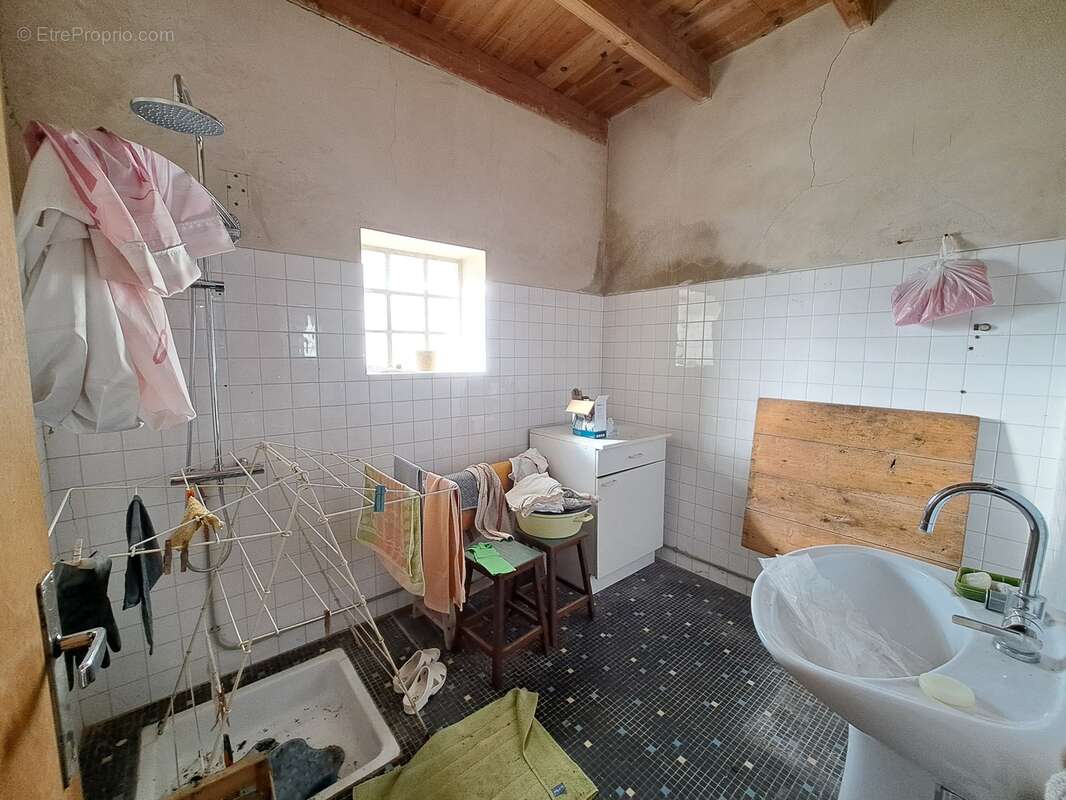 Appartement 152 m² à Condeon  - photo 233