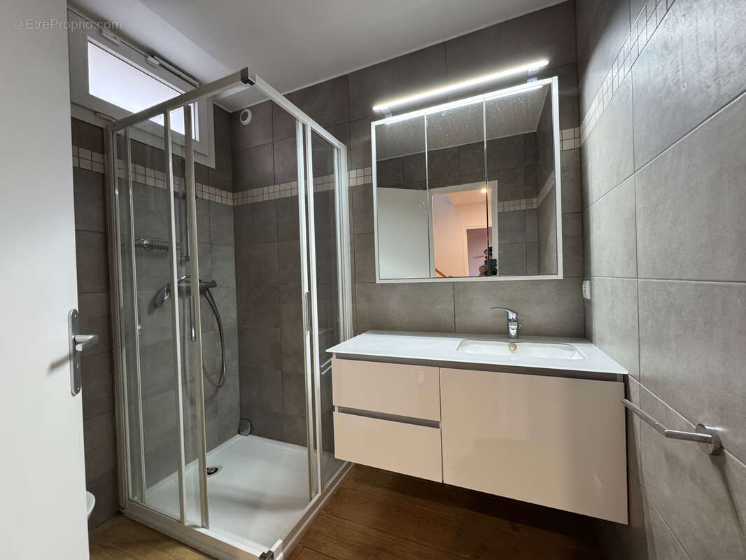 Maison à SAINT-MAUR-DES-FOSSES