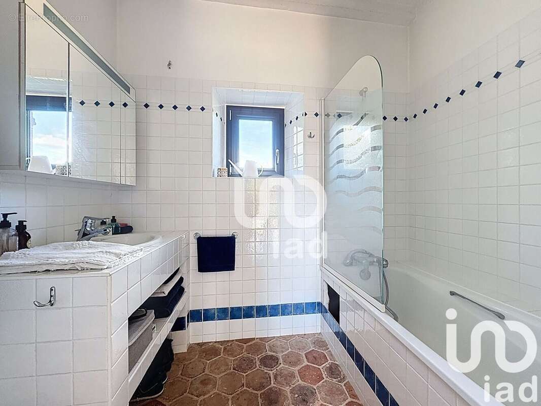 Maison 243 m² à Bonsmoulins  - photo 6