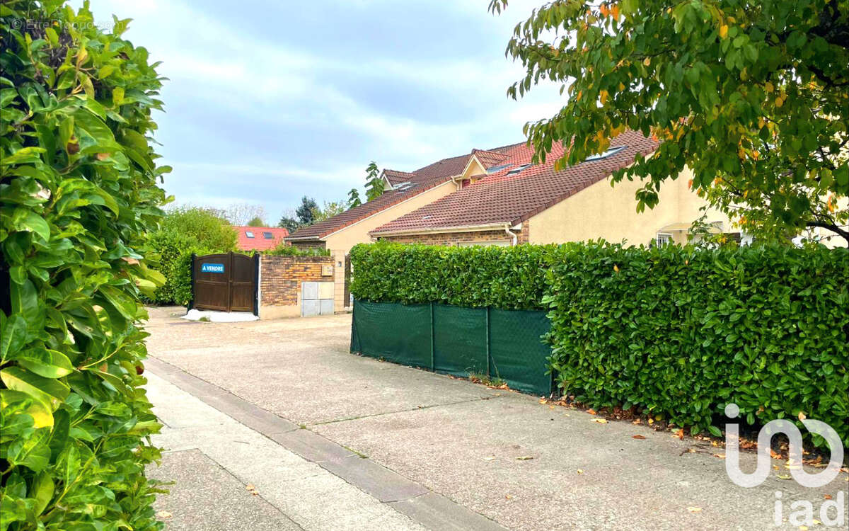 Photo 2 - Maison à LISSES