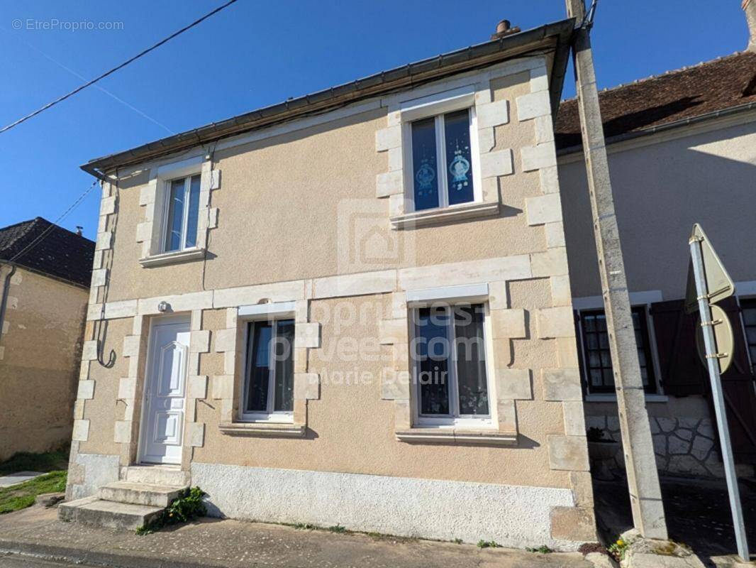 Maison à TRACY-SUR-LOIRE