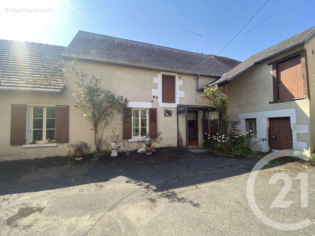 Maison 4 pièces 105 m² à vendre à Sury-En-Vaux (18300) - photo 17
