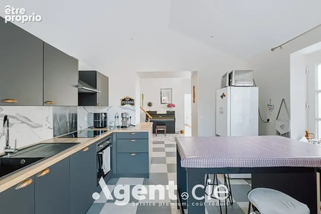 Maison 5 pièces 84 m² à vendre à Bayeux (14400) - photo 2