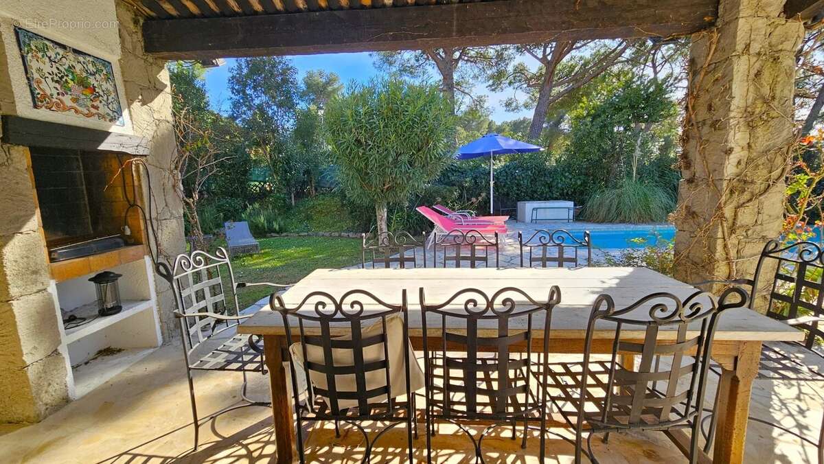 Maison à VILLENEUVE-LOUBET