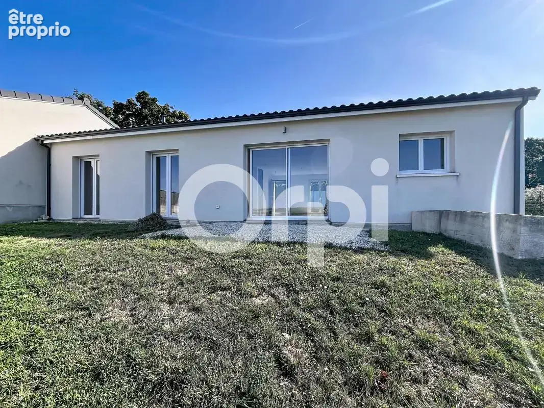 Maison À Vendre - photo 1