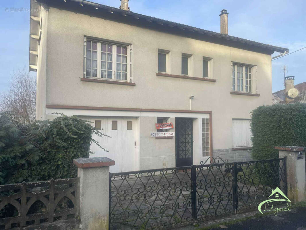 Maison à SAINT-JUNIEN