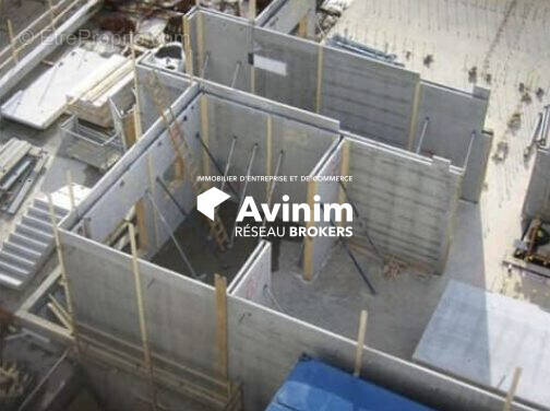 Commerce à MONTAUROUX