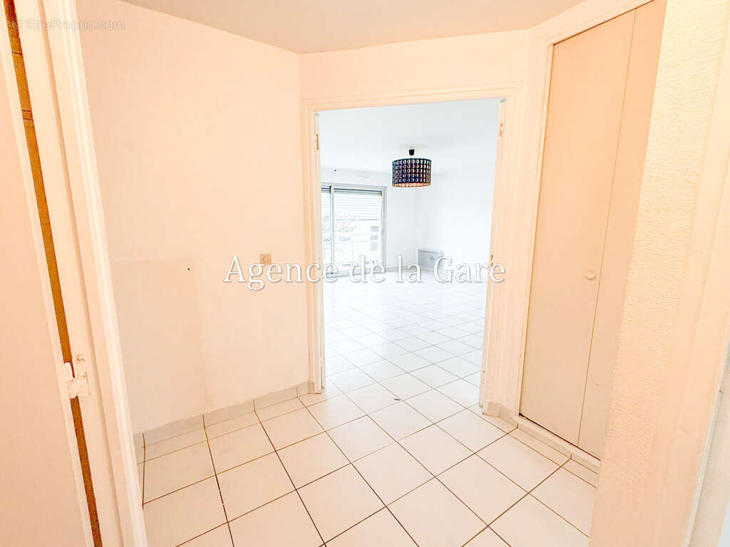 Appartement à SARTROUVILLE