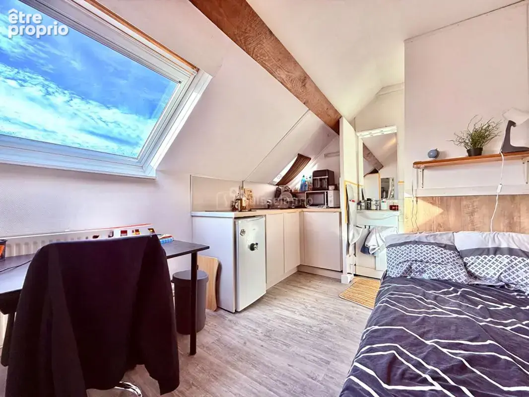 Spécial investisseur Studio de 13 m² Vendu loué proche facs - photo 2