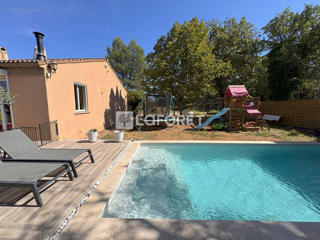 Maison à SAINT-MAXIMIN-LA-SAINTE-BAUME