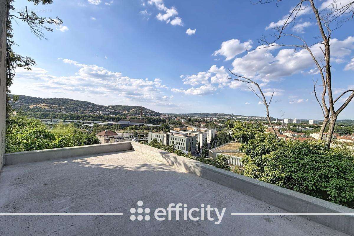 Maison 125 m² à Givors  - photo 7