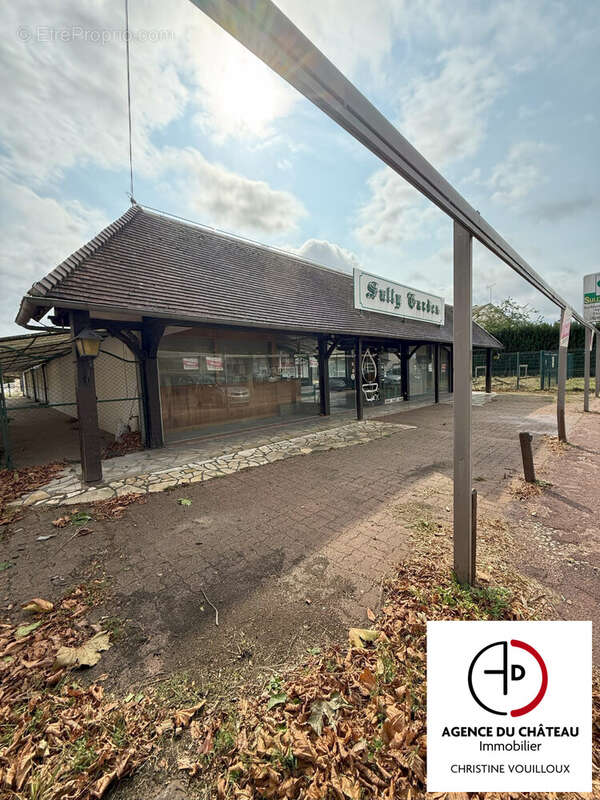 Commerce 825 m² à Sully-Sur-Loire  - photo 6
