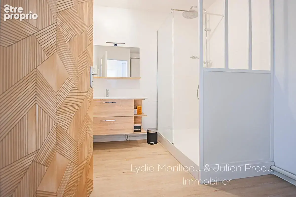 LA CHAPELLE-SUR-ERDRE - Centre-bourg - T2 avec balcon (46 m²) - photo 10
