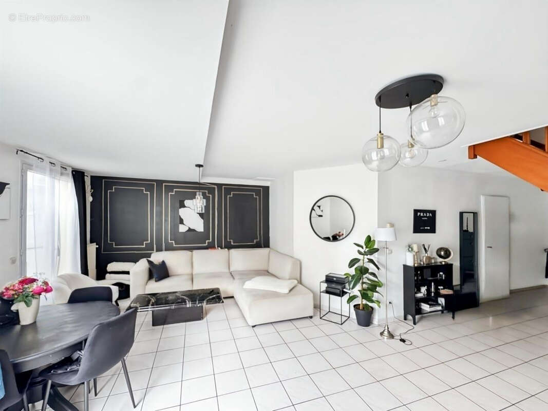 Maison à DAMMARIE-LES-LYS