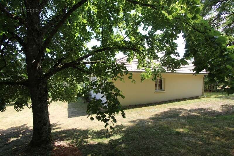 Maison à vendre 5 pièces de 106 m² à SAINTE MARIE SUR OUCHE (21), terrain de 2213 m² arboré - photo 24