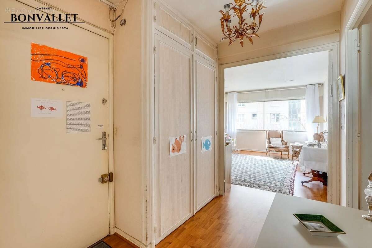 Appartement à PARIS-15E