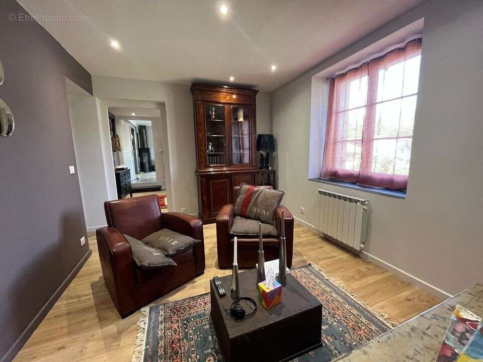 Maison à ARTHAZ-PONT-NOTRE-DAME