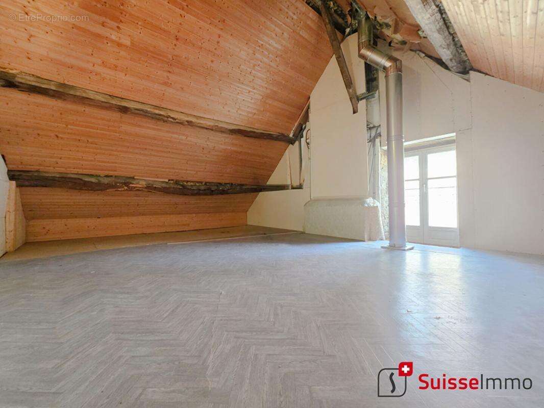 Maison à BAUME-LES-DAMES