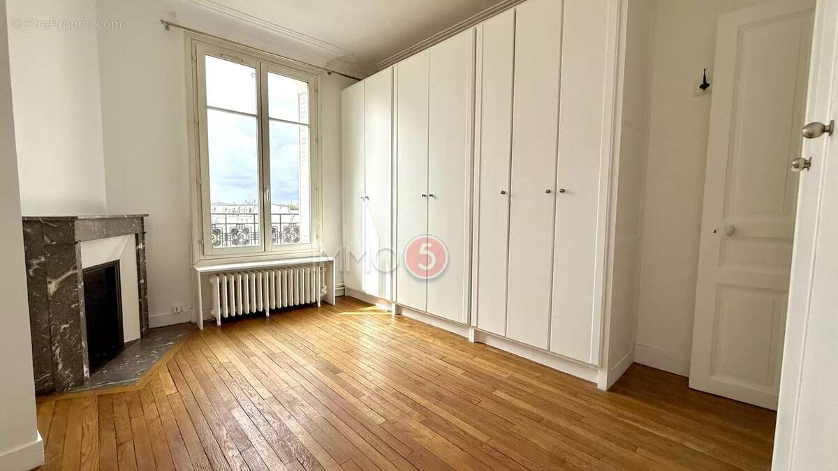 Appartement à LE RAINCY