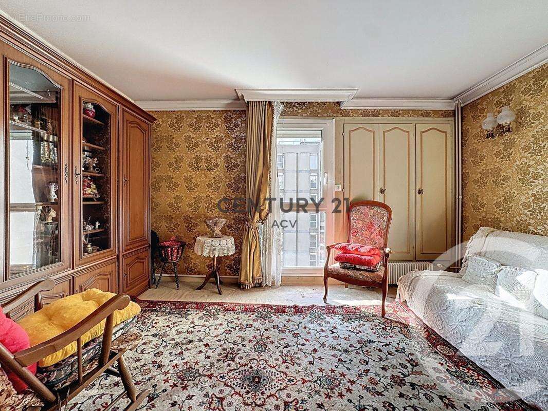 Appartement à MAISONS-ALFORT