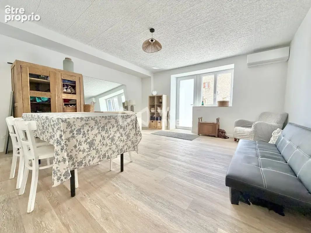 Maison 4 pièces 95 m² à vendre à Saint-Agoulin (63260) - photo 4