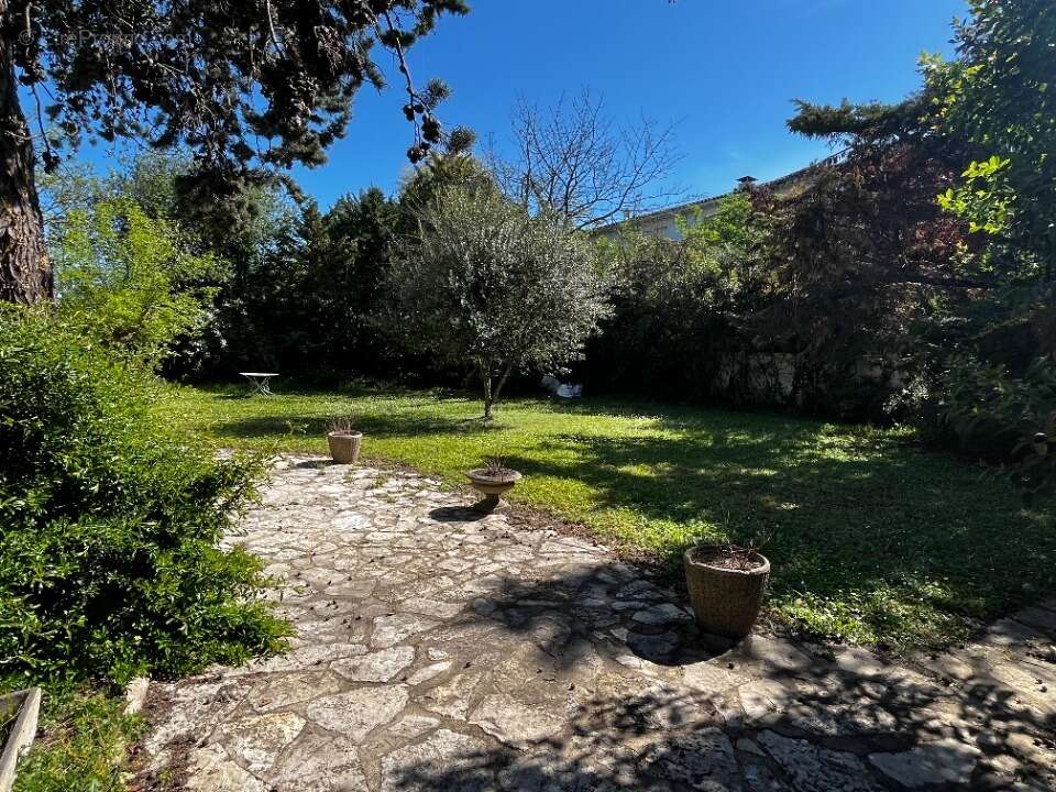 Terrain 450 m² à Cugnaux  - photo 2