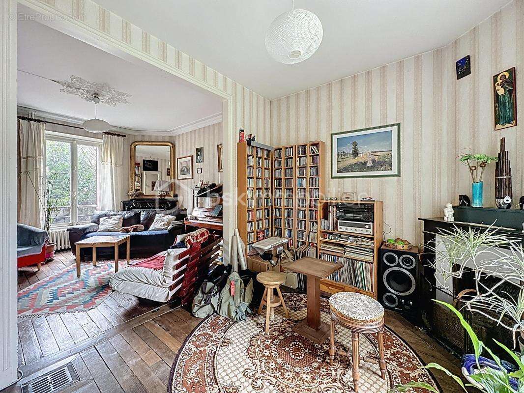 Maison à CORBEIL-ESSONNES