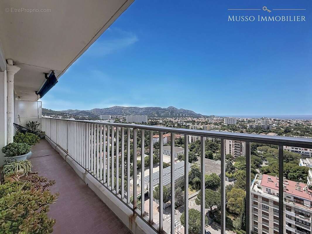 Appartement 86 m² à Marseille-9e  - photo 8