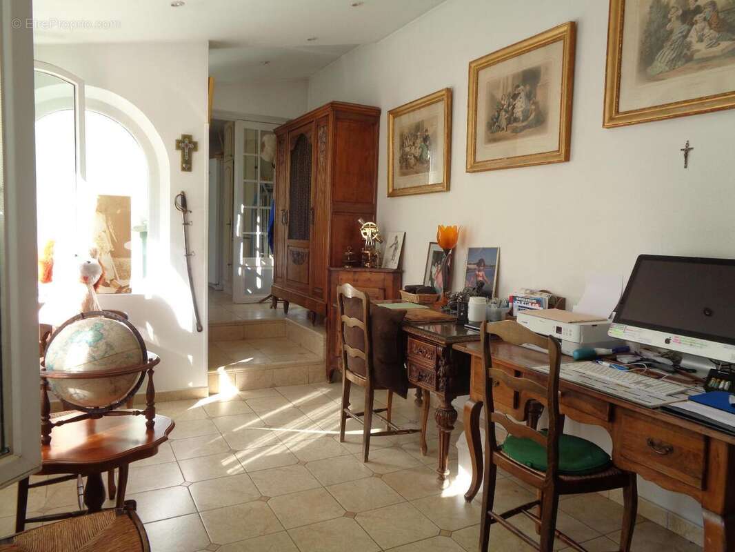   - Maison à DRAGUIGNAN