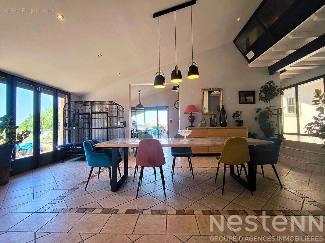 Maison à vendre à Peyrens avec 268 m² habitables, piscine et terrain de 3 600 m² pour un projet immobilier familial - photo 12