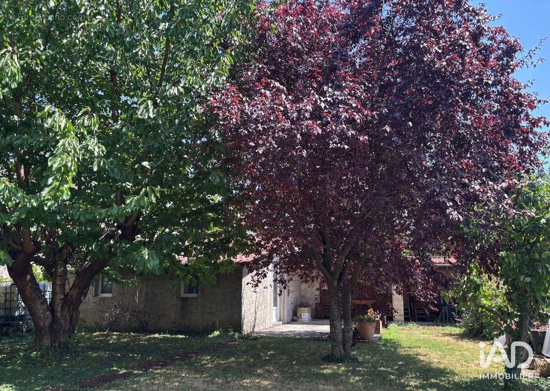 Photo 2 - Maison à BRIE-COMTE-ROBERT