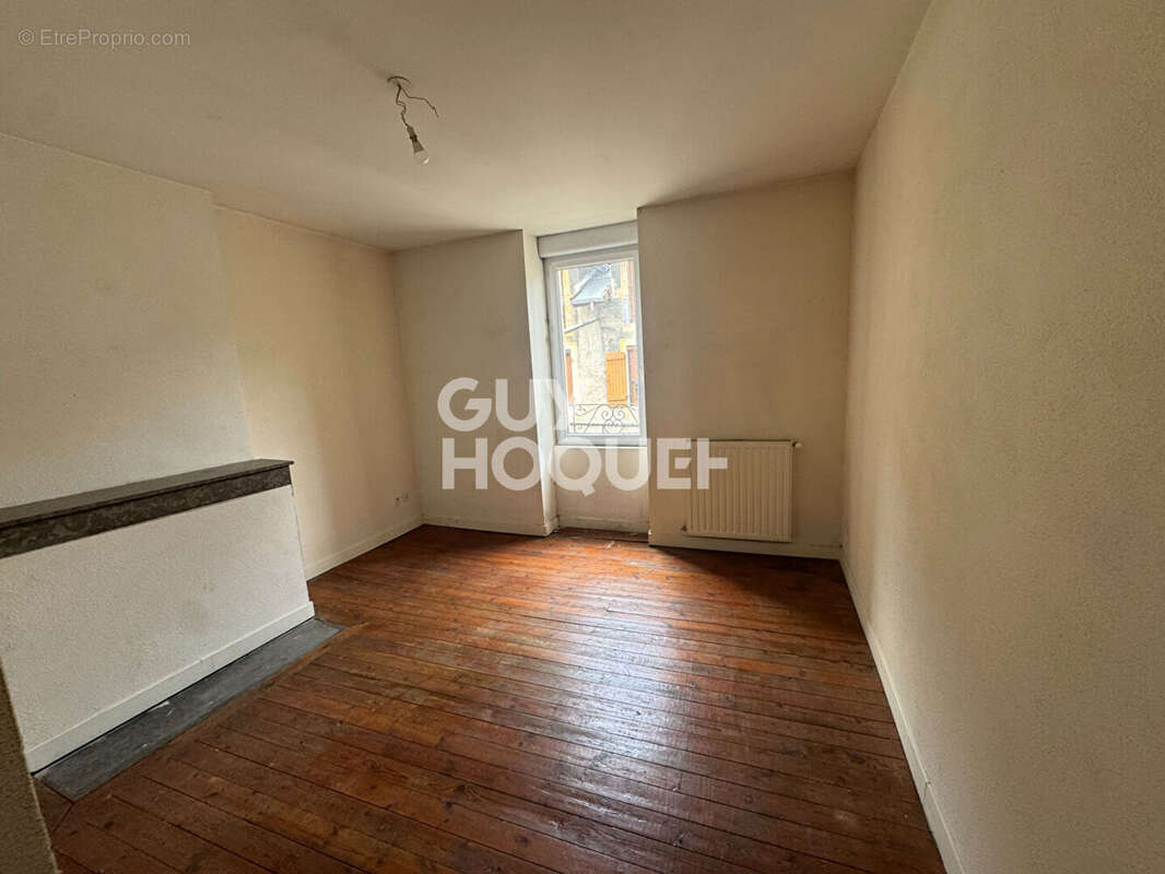 Appartement à VALS-LES-BAINS