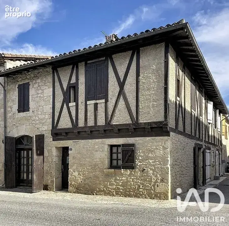 Photo 1 - Maison à MAUVEZIN
