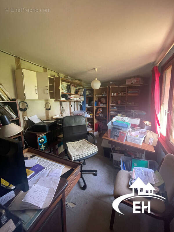 Maison à LA FERTE-FRENEL