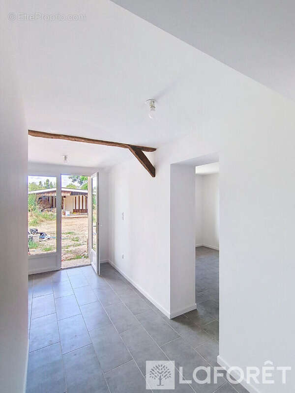 Maison à SAINT-MARTIN-DU-BOIS