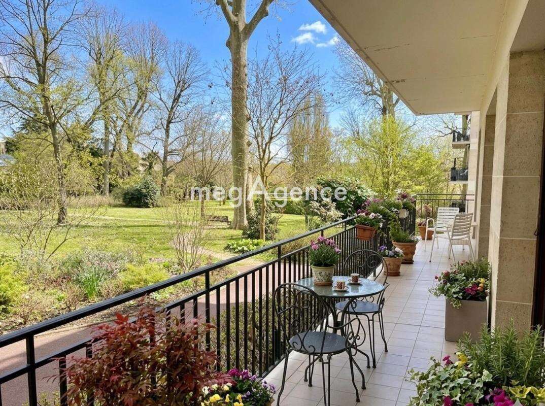 Appartement à SAINT-NOM-LA-BRETECHE