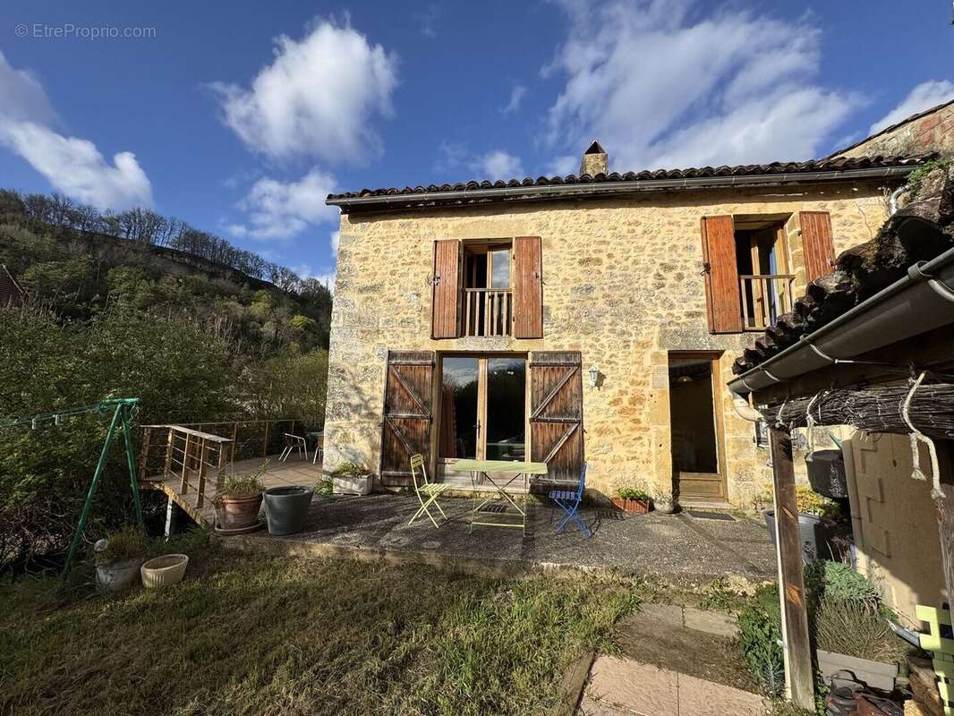 IMG2136 - Maison à BEYNAC-ET-CAZENAC