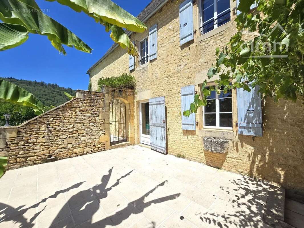 Maison à VALOJOULX